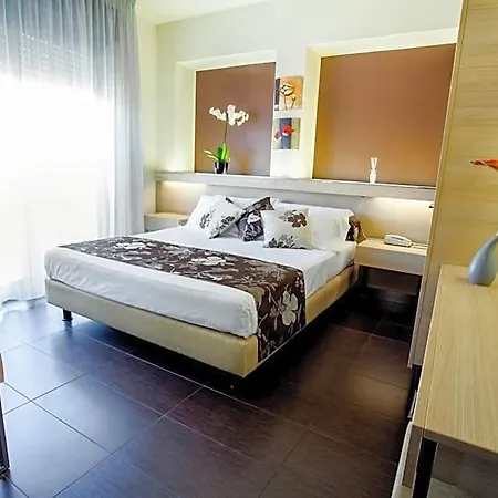 Hotel Taormina 3*